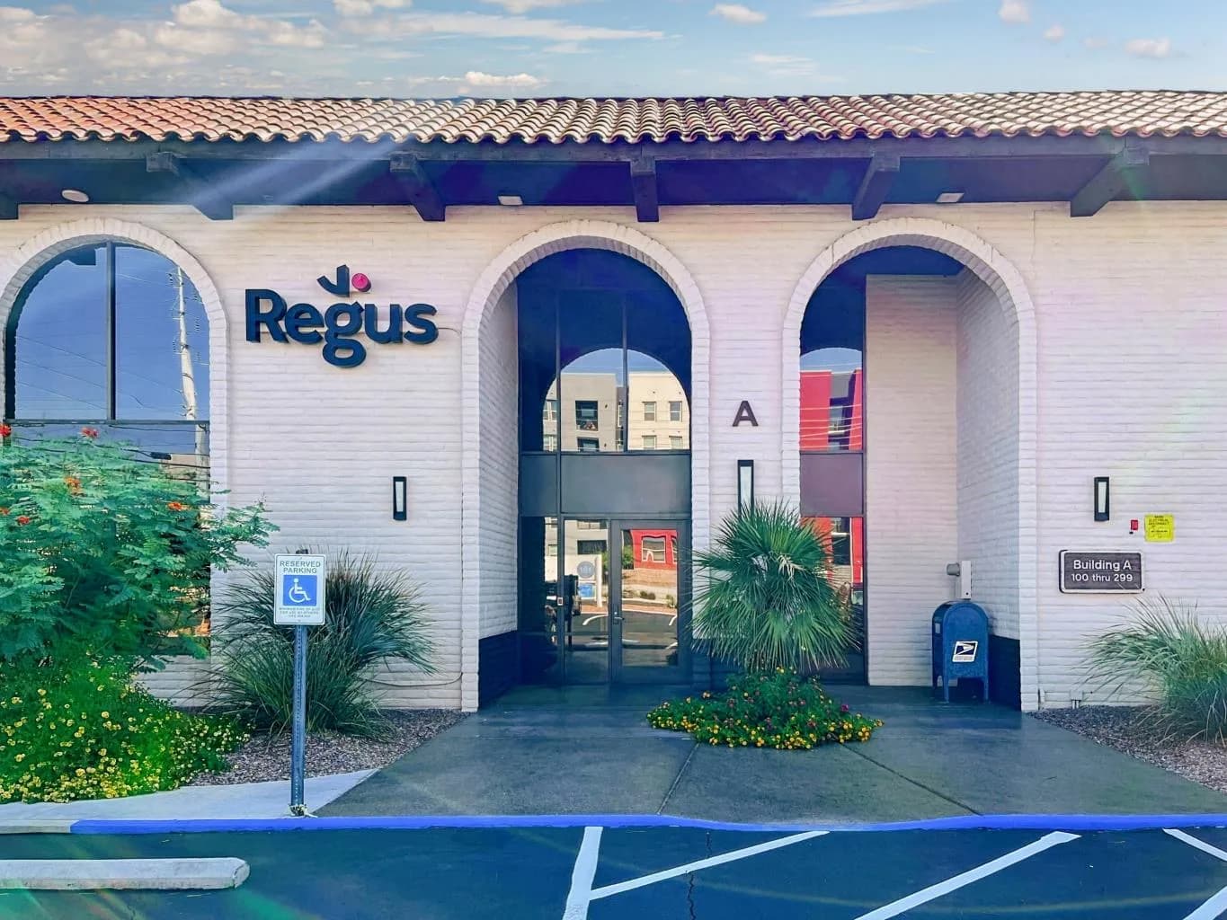 Regus South Maryland Parkway